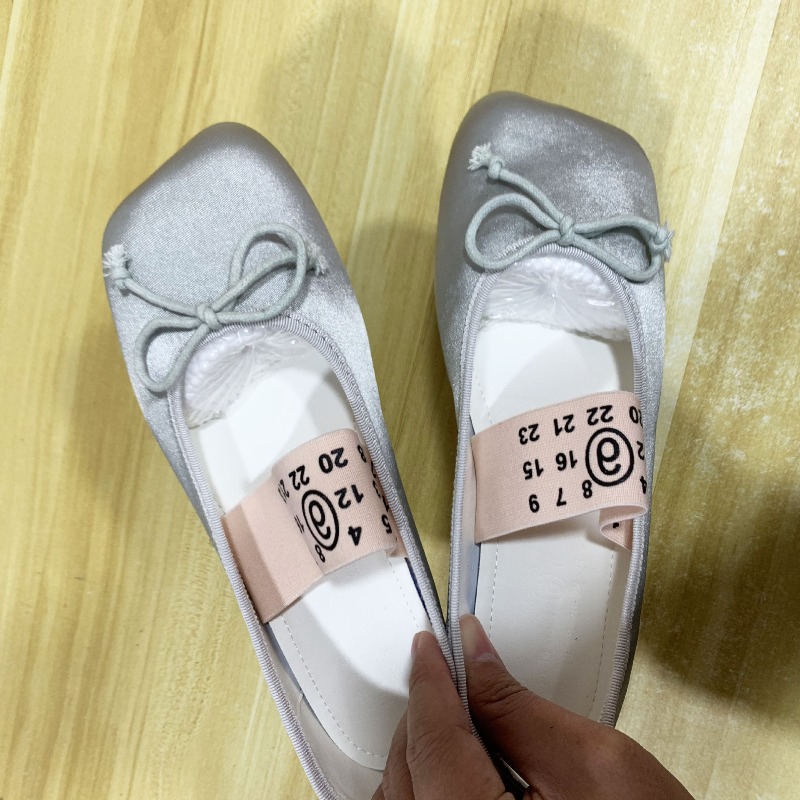 Women'S Shoes - รองเท้าแมรี่เจนผู้หญิงแบบใหม่ ดีไซน์สวยงาม หัวมน ส้นเตี้ย แฟชั่นสำหรับผู้หญิง รองเท้าส้นแบนแบบเรียบง่าย